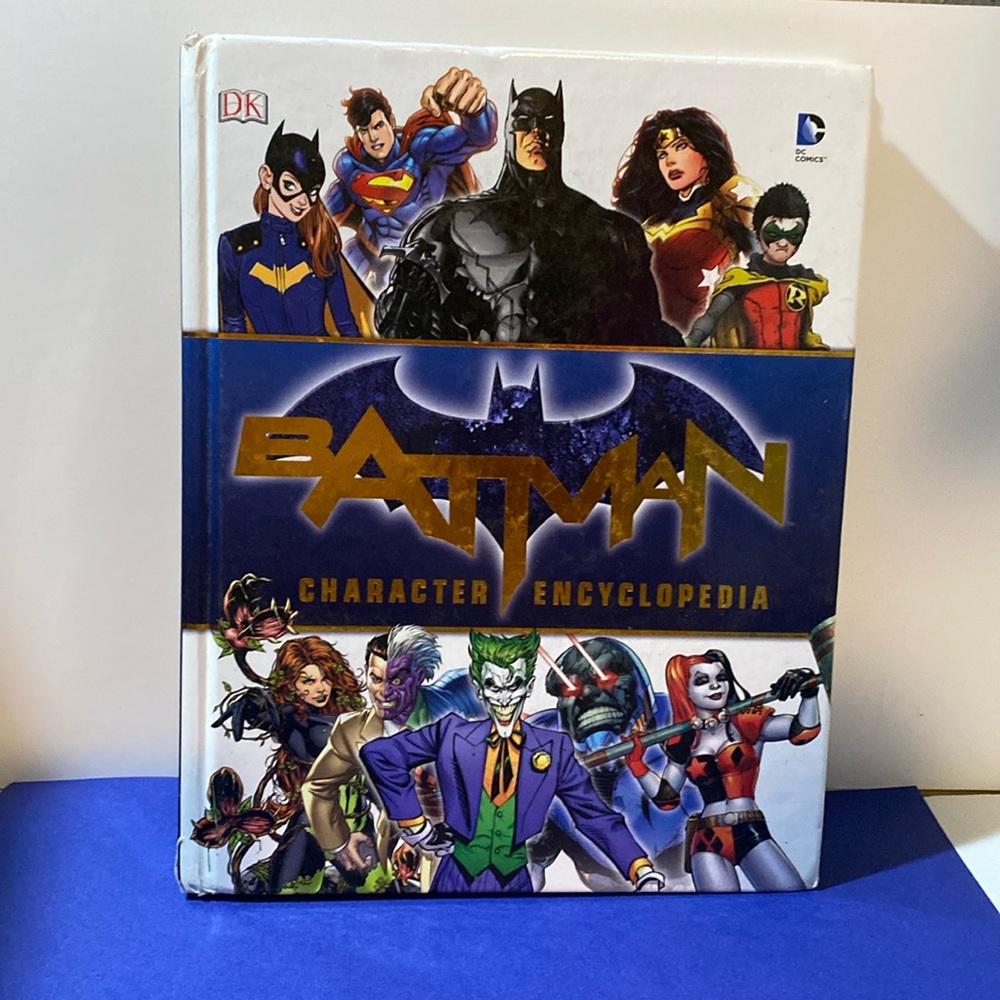 2016 DC Comics Batman Character Encyclopedia 203 Characters